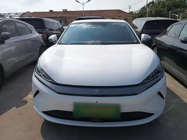 BYD Qin L — Фото автомобиля 2
