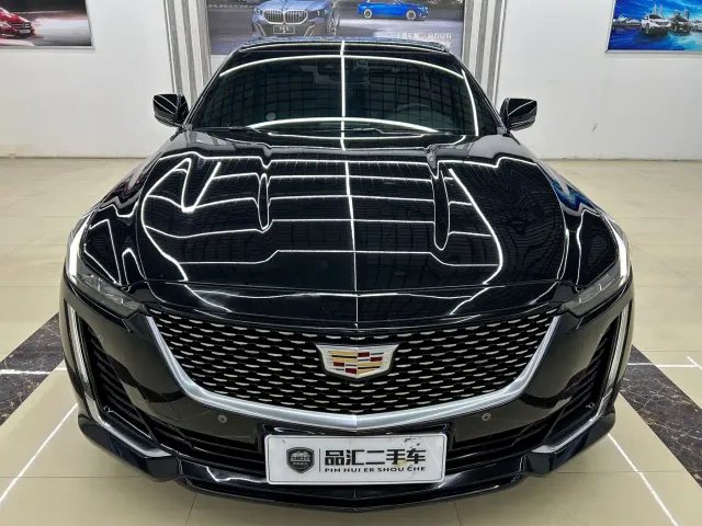 Cadillac CT5 — Фото автомобиля 2