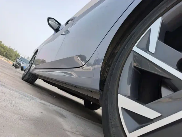 Hyundai Elantra — Фото автомобиля 21