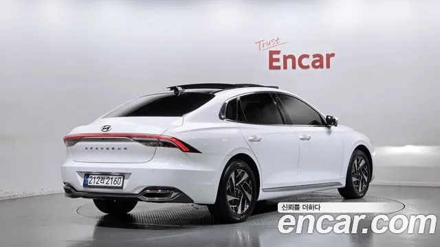 Hyundai Grandeur — Фото автомобиля 2