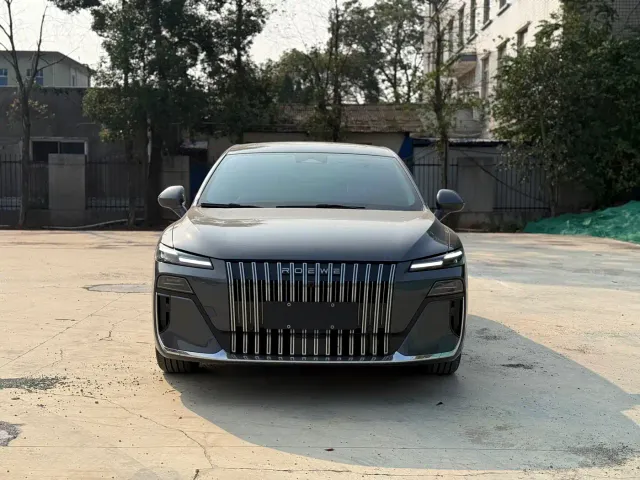 Roewe M7 DMH — Фото автомобиля 2