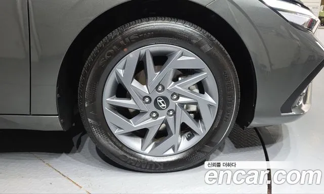 Hyundai Avante CN7 — Фото автомобиля 6