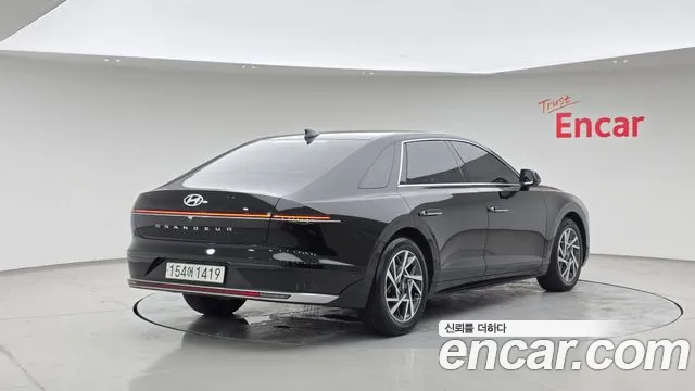 Hyundai Grandeur Grandeur (GN7) 2.5 Бензин 2WD — Фото автомобиля 2