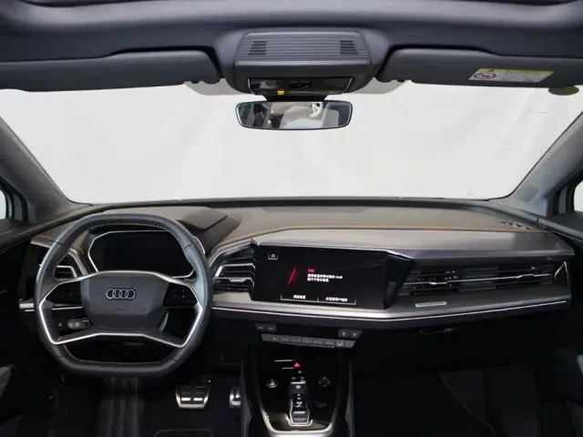 Audi Q4 e-tron — Фото автомобиля 10