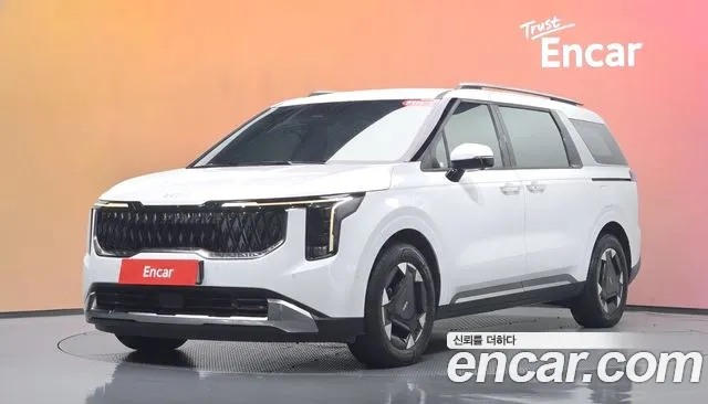 Фотография автомобиля — Kia Carnival
