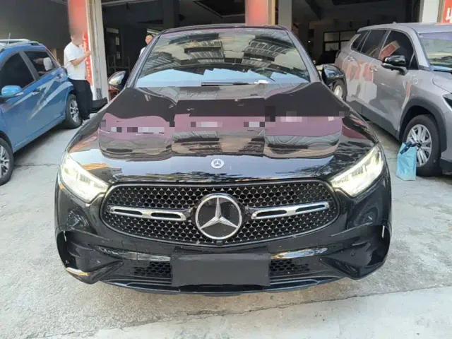 Mercedes-Benz GLC Coupe — Фото автомобиля 2