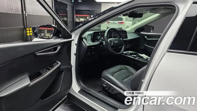 Kia EV6 — Фото автомобиля 10