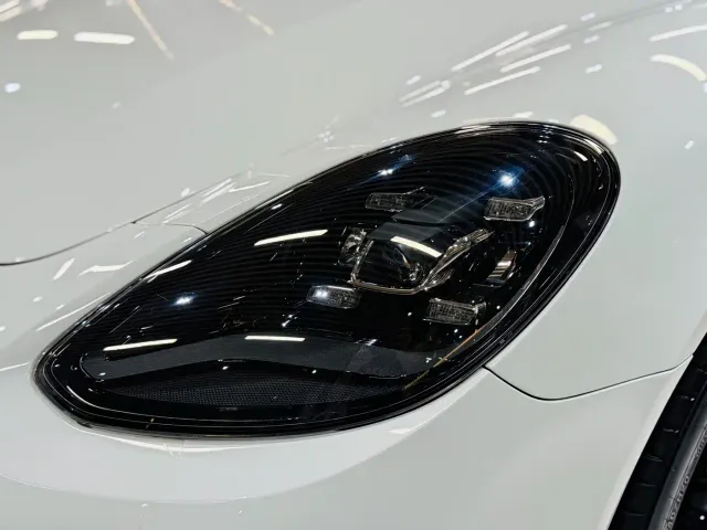 Porsche Panamera — Фото автомобиля 7