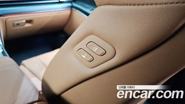 Genesis GV80 2.5T Бензин 2WD — Фото автомобиля 25