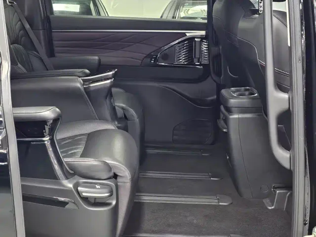 GAC Trumpchi M8 — Фото автомобиля 11