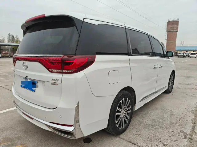 GAC Trumpchi M8 — Фото автомобиля 6