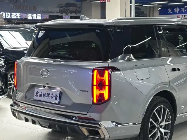 GAC Trumpchi GS8 — Фото автомобиля 9