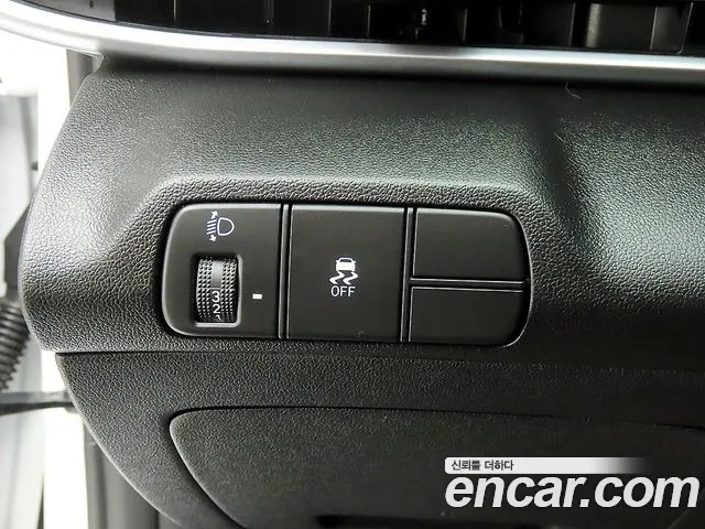 Hyundai Avante — Фото автомобиля 12
