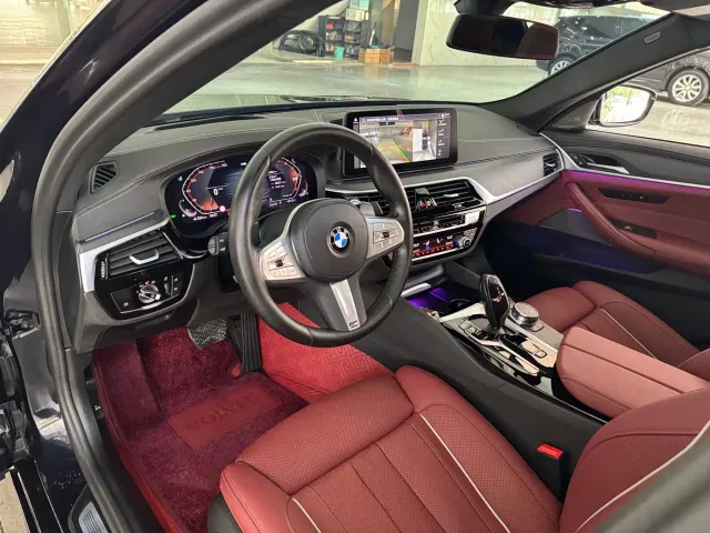 BMW 5 Series — Фото автомобиля 4