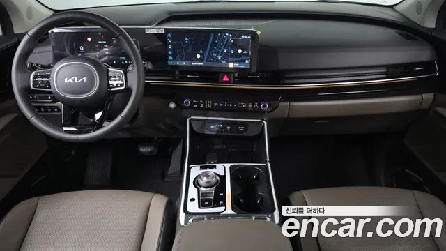 Kia Carnival Generation 4 — Фото автомобиля 10