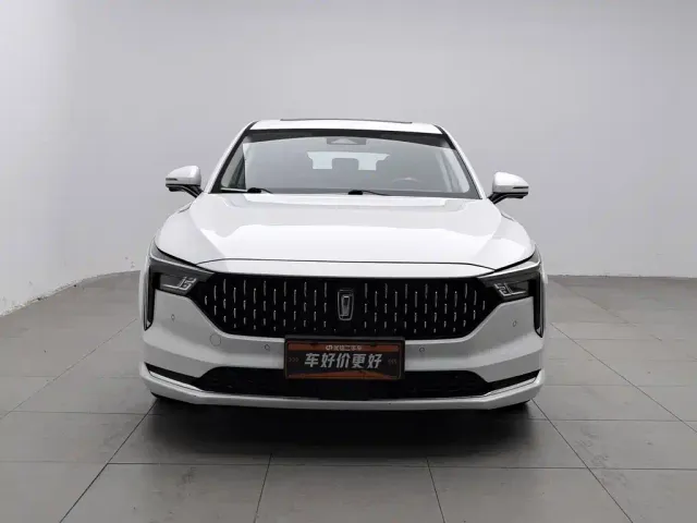 Bestune B70 — Фото автомобиля 3