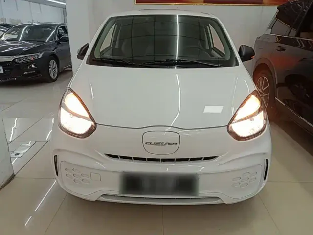 Roewe Clever — Фото автомобиля 2