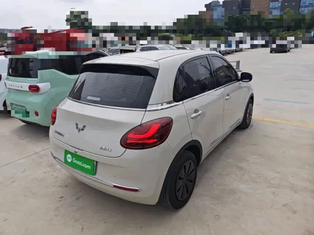 Wuling Bingo — Фото автомобиля 6