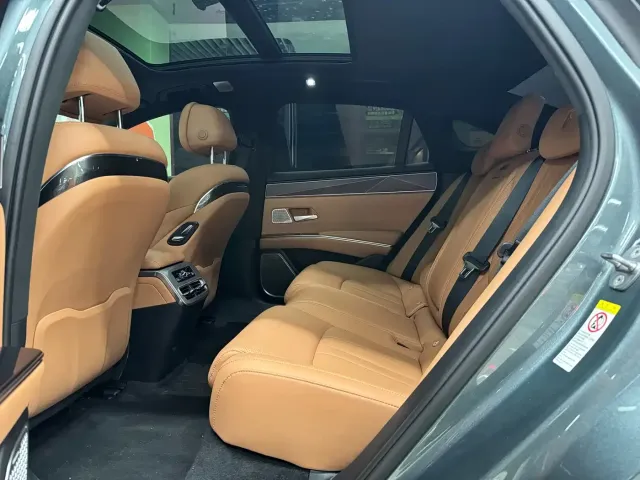 BYD Han L — Фото автомобиля 9
