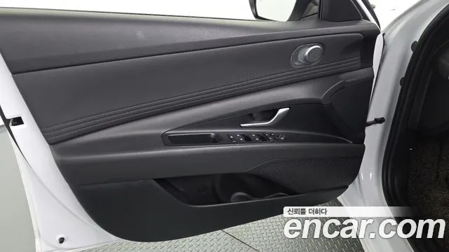 Hyundai Avante CN7 — Фото автомобиля 24