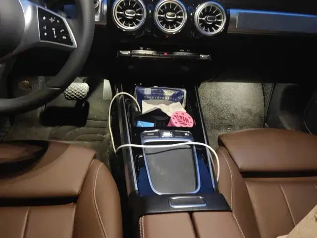 Mercedes-Benz GLB-Class — Фото автомобиля 16