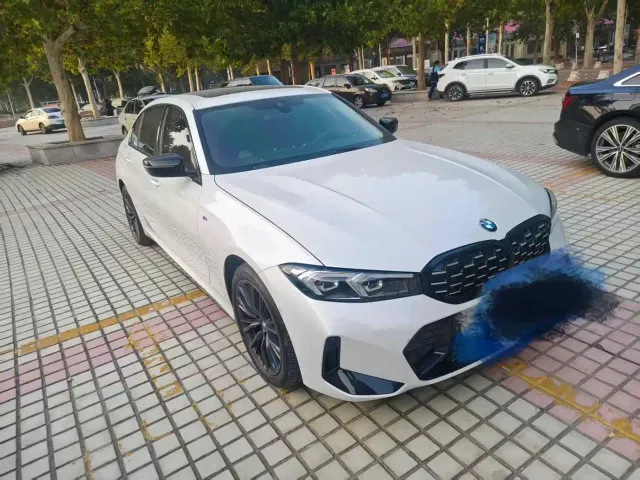 BMW 3 Series — Фото автомобиля 2