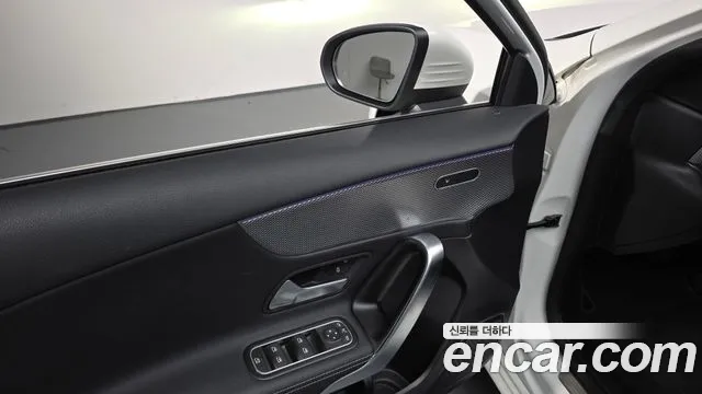 Mercedes-Benz A-Class W177 — Фото автомобиля 13