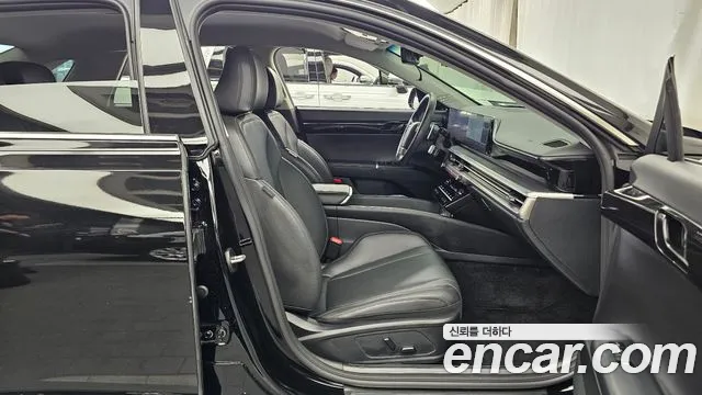 Hyundai Grandeur GN7 — Фото автомобиля 11