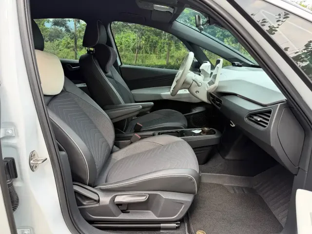 Volkswagen ID.3 — Фото автомобиля 17