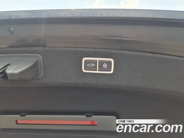Genesis G80 Бензин 2.5 турбо AWD — Фото автомобиля 18