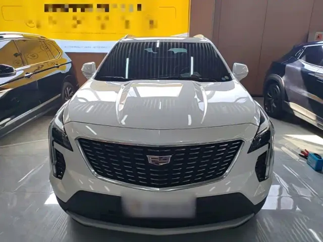 Cadillac XT4 — Фото автомобиля 2