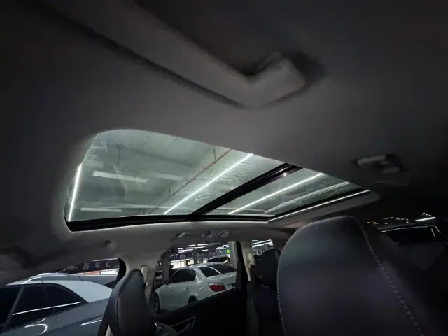 Ford Edge — Фото автомобиля 15