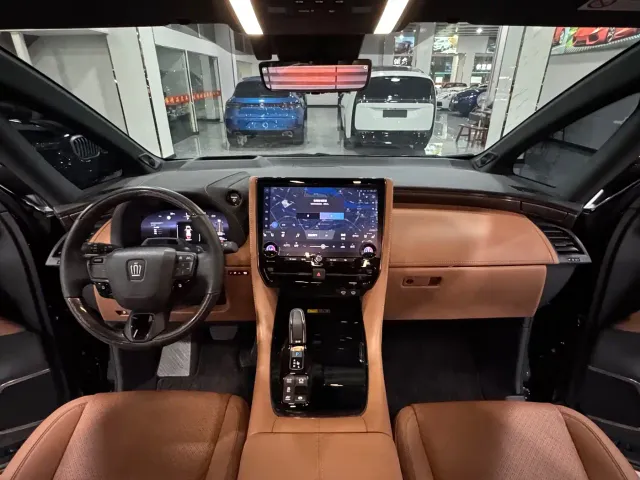 Toyota Vellfire — Фото автомобиля 8