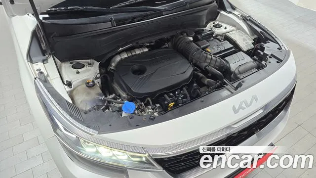 Kia Seltos Seltos Бензин 1.6 турбо 2WD — Фото автомобиля 6