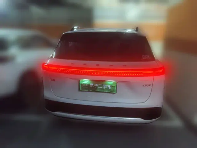 Xpeng G9 — Фото автомобиля 3