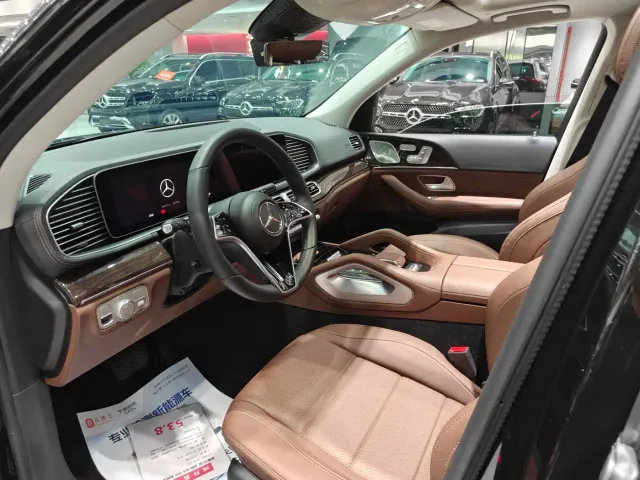Mercedes-Benz GLE-Class — Фото автомобиля 7