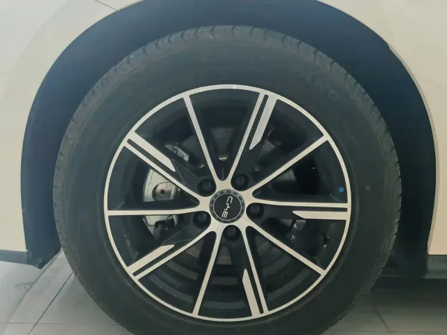 BYD Seal 06 New Energy 2025 DM-i Smart Drive Edition 120KM Luxury — Фото автомобиля 8