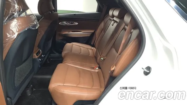 Genesis GV70 2.5T Бензин 2WD — Фото автомобиля 10