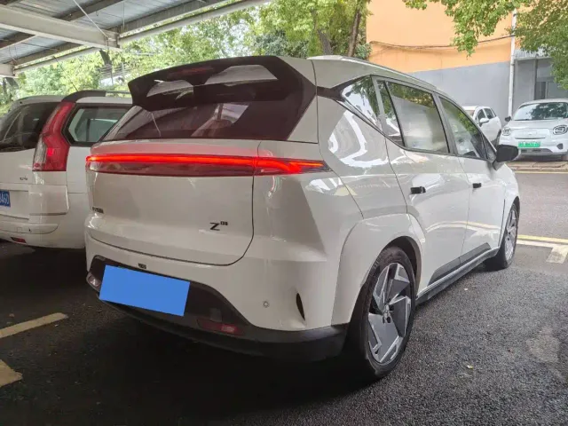 Hycan Z03 — Фото автомобиля 11