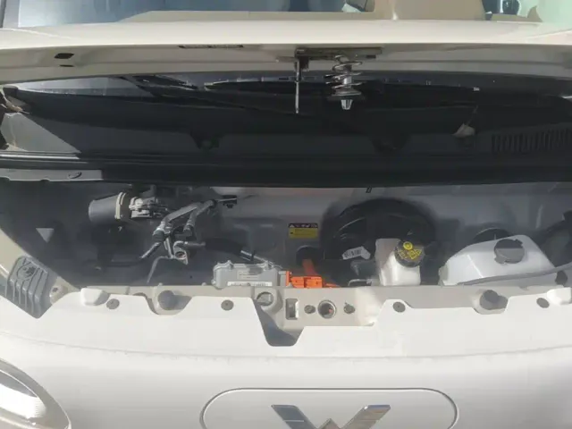 Wuling Hongguang Mini EV — Фото автомобиля 19