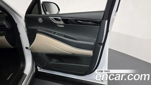 Genesis GV80 — Фото автомобиля 13