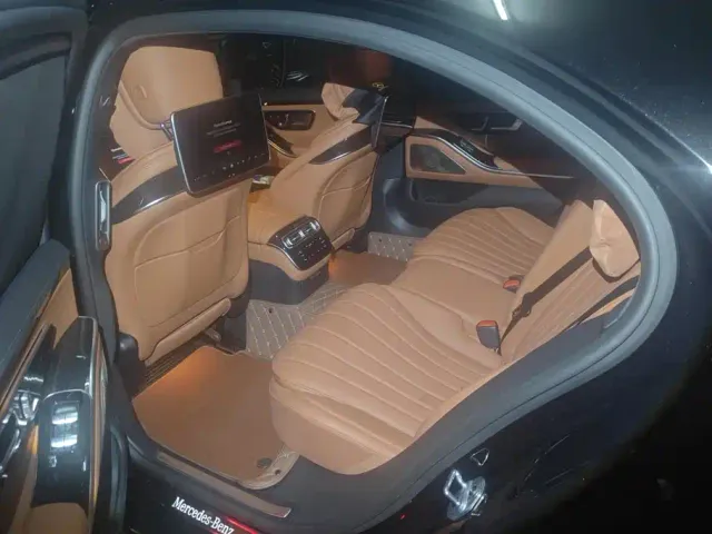 Mercedes-Benz S-Class — Фото автомобиля 11