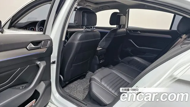 Volkswagen Passat Passat GT(B8) 2.0 TDI Prestige — Фото автомобиля 11