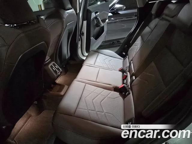 BMW X1 U11 — Фото автомобиля 14