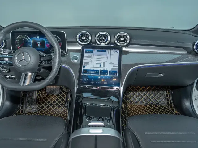 Mercedes-Benz C-Class — Фото автомобиля 11