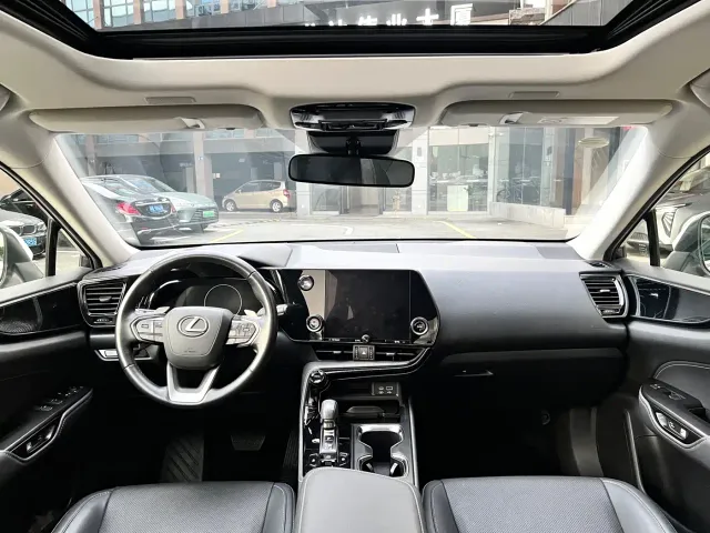 Lexus NX — Фото автомобиля 5