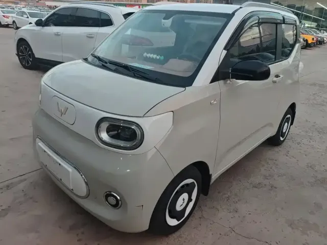 Фотография автомобиля — Wuling Hongguang Mini EV