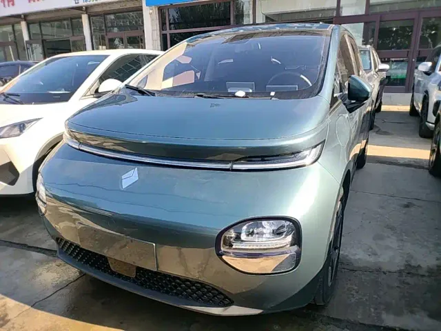 Baojun Cloud — Фото автомобиля 2