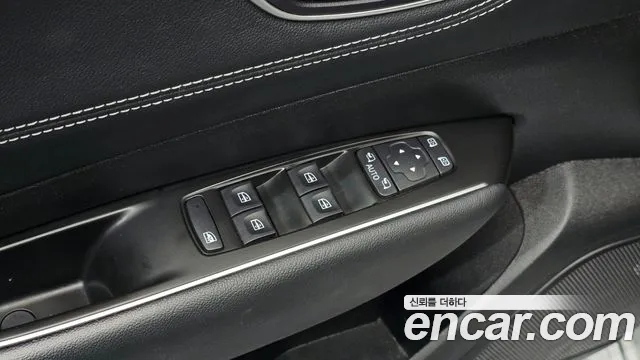 Renault Korea SM6 New — Фото автомобиля 29