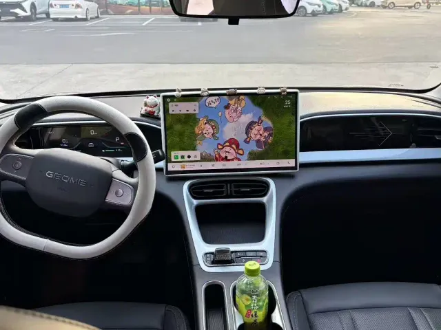 Geely Starry Wish — Фото автомобиля 5